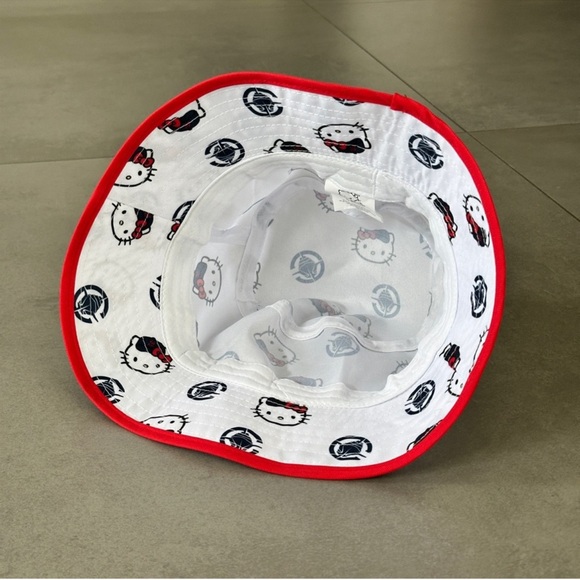 Hello Kitty Bucket Hat from NBA Clippers Los Angeles - Picture 2 of 3